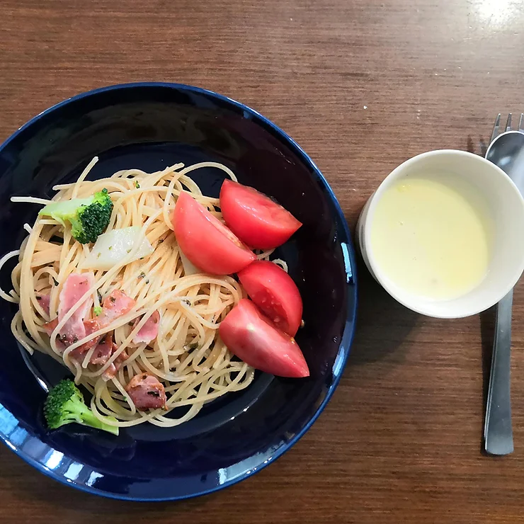 今日の昼食 4/7